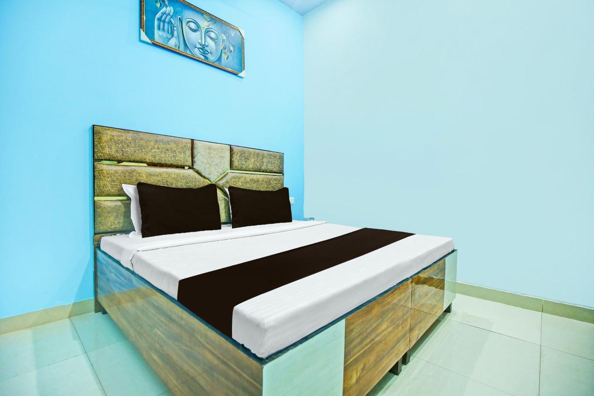 Super Hotel O Sirsa Hotel & Guest House Exterior photo