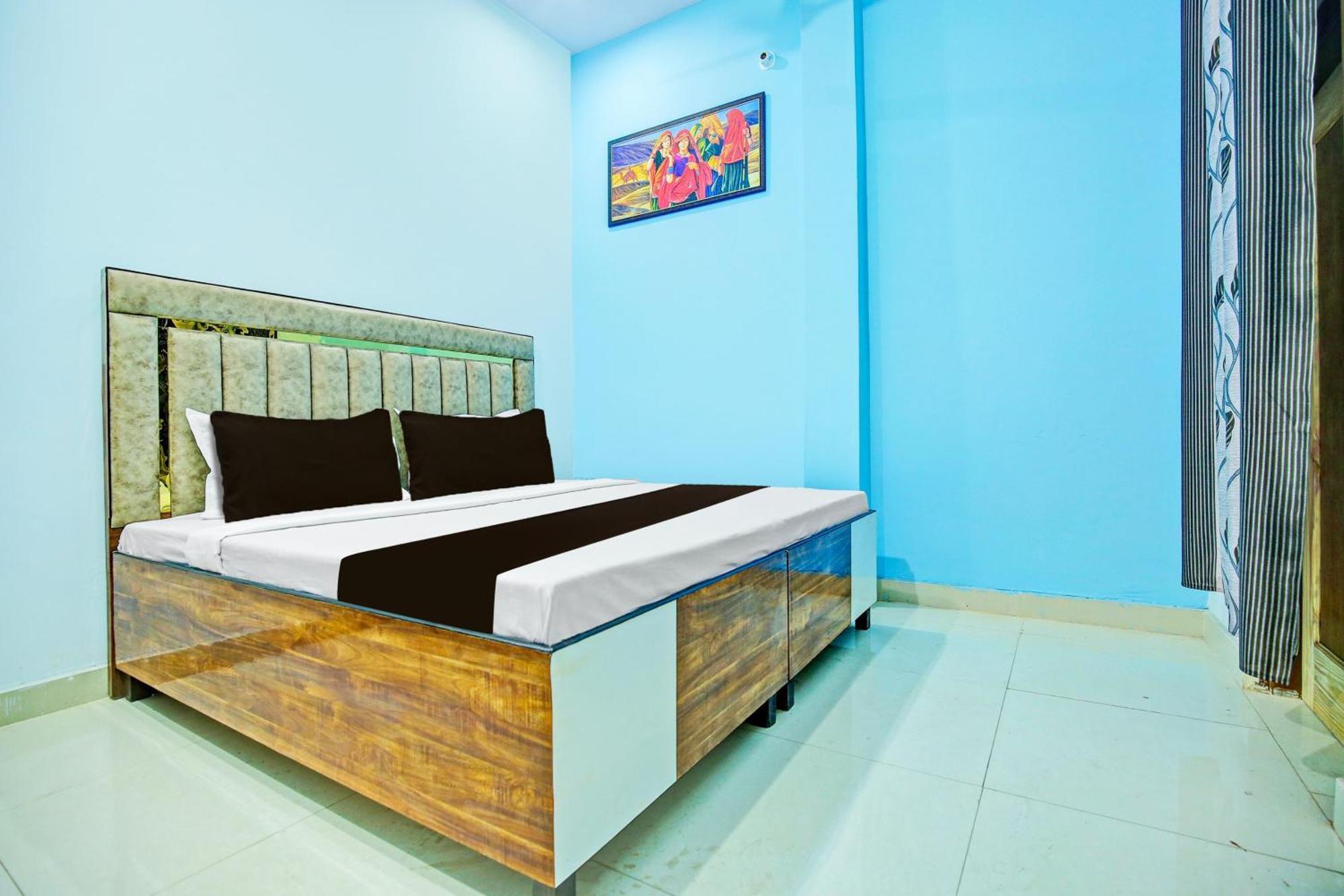 Super Hotel O Sirsa Hotel & Guest House Exterior photo